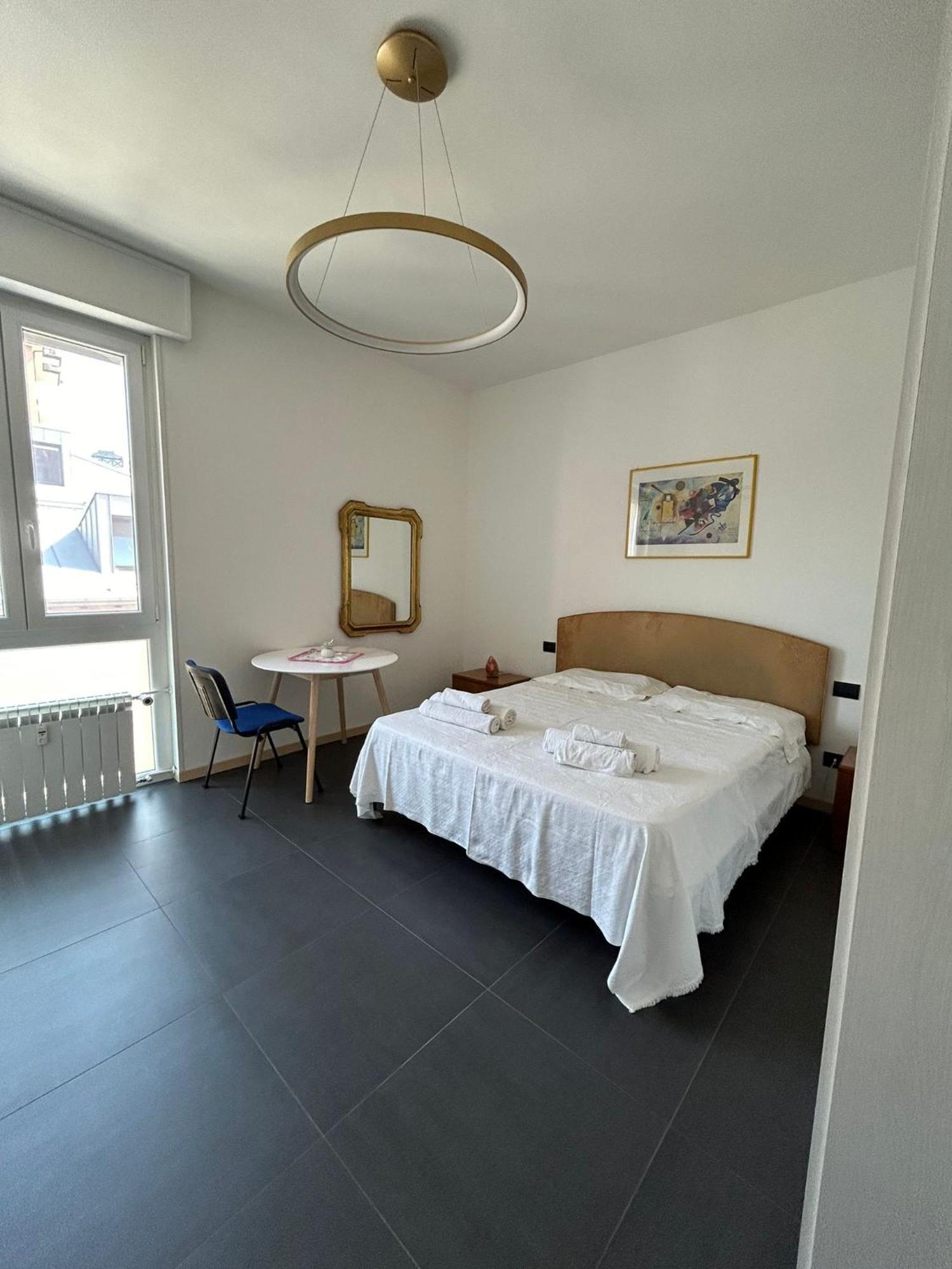 M&M Bergamo Center - Modern Flat With Free Wifi-Netflix And Welcome Italian Coffee Екстериор снимка